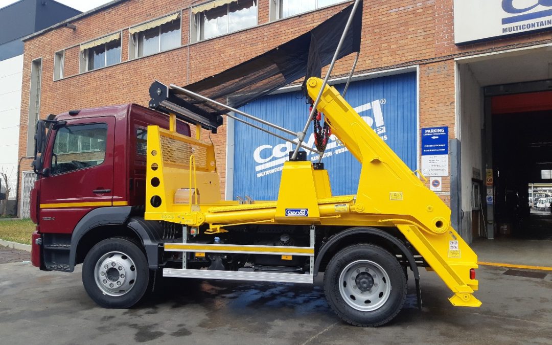 PRECIOSA UNIDAD DE MULTICONTAINER CON TOLDO AUTOMÁTICO PARA CONTENIDORS BOU