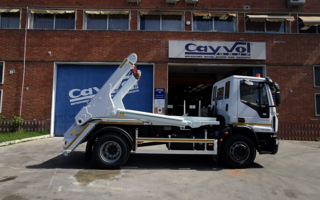 ECO EQUIP SE REFUERZA CON UN NUEVO MULTICONTAINER CAYVOL MCBT-14