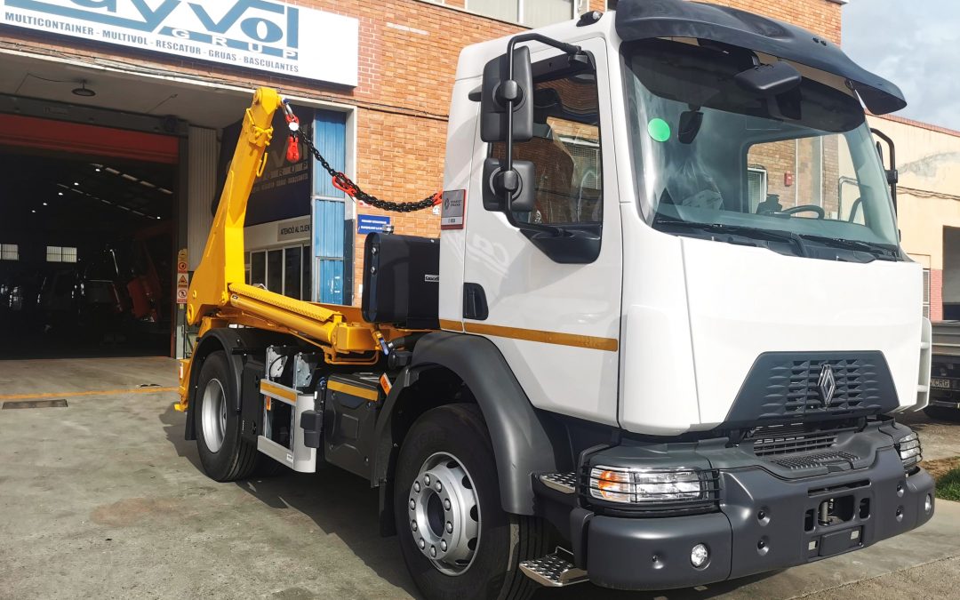 UN NUEVO MULTICONTAINER MCBT12 PARA SCORA RENAULT TRUCKS